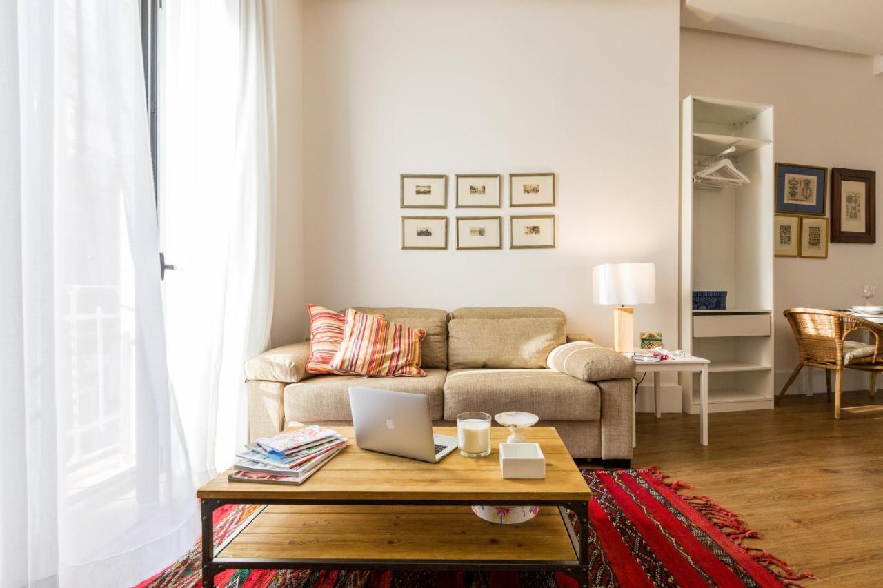 Sevilla Home Center Suites Esterno foto