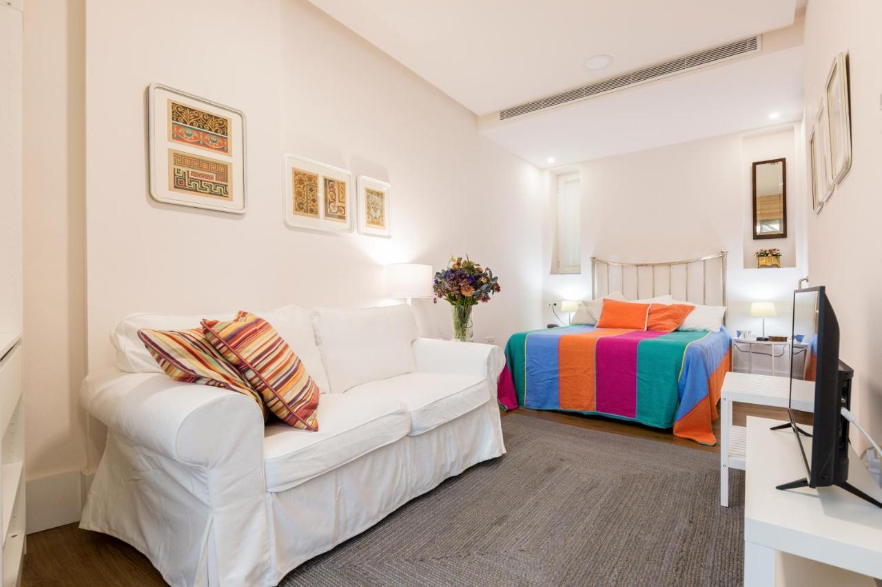 Sevilla Home Center Suites Esterno foto
